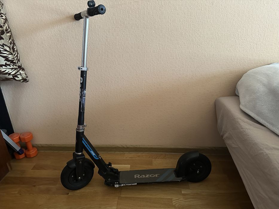 Самокат Razor A5 Air
