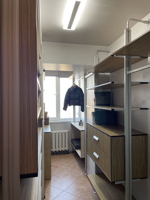 3-кімн. Квартира 100 м.кв (р-н Панчішна ф-ка)