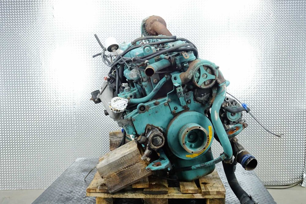 Silnik spalinowy - Volvo TD63 - całość lub części