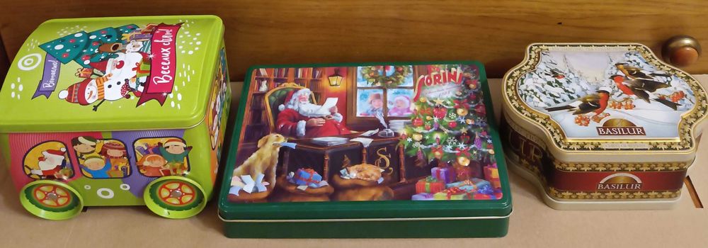 Коробка жестяная