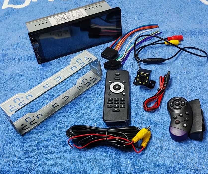 Auto Rádio com CarPlay, Bluetooth e Câmera de Marcha Atrás