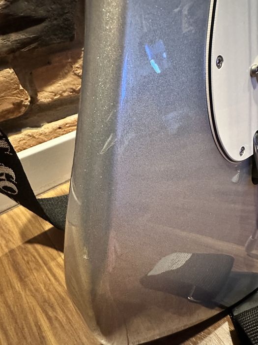 Fender Player Stratocaster PF Silver – stan bardzo dobry