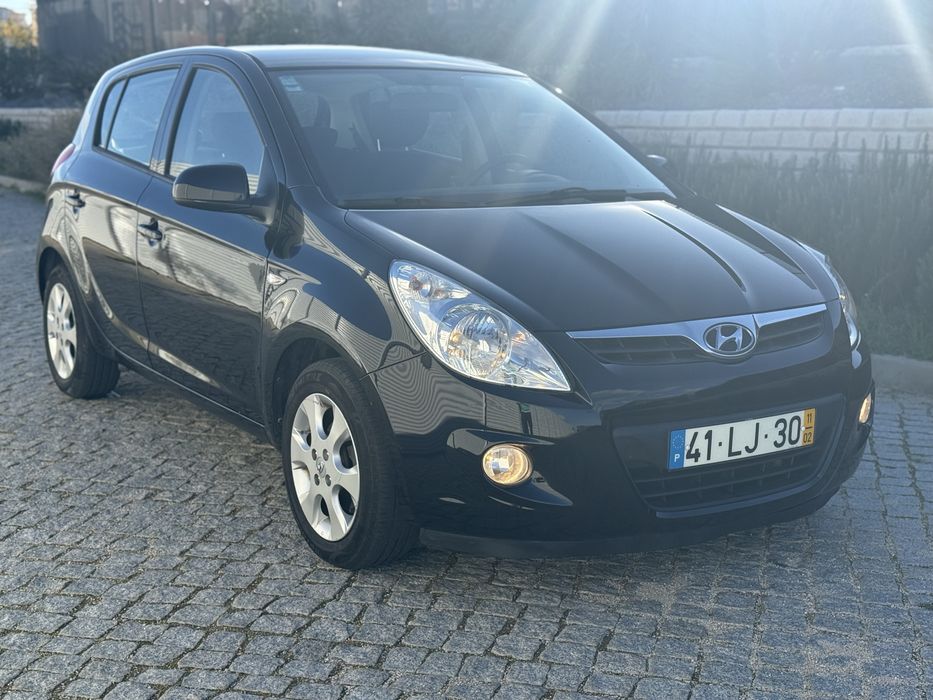 Hyunday  i 20 em ótimas  condicoes pintura geral