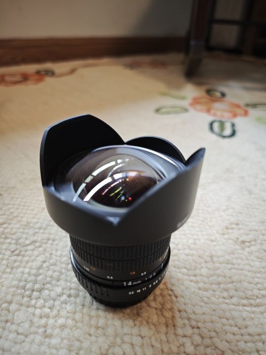 Objetiva  Samyang 14mm f/2.8 if ed umc as para canon ef/ef-s