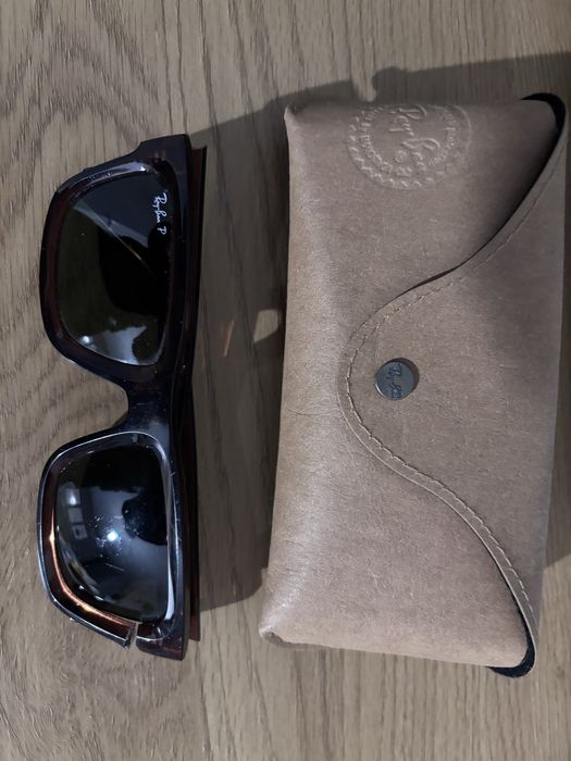 Okulary przeciwsloneczne Ray Ban rozmiar 54. Peknieta ramka, uszkodzon