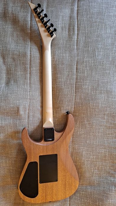 Guitarra jackson squier samick