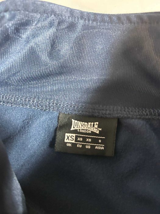 Олімпійка Lonsdale