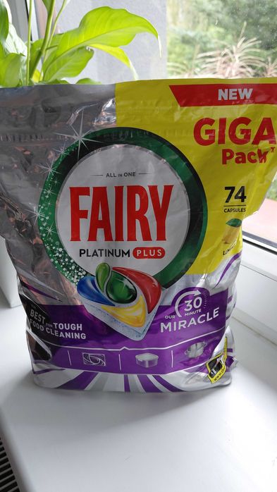Kapsułki do zmywarki Fairy Platinum Plus Giga Pack 74 szt. – NOWE!