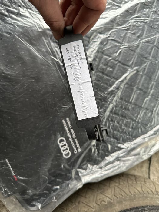 Коврики audi a6 c5,4b1061501