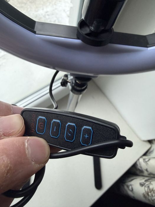 Кільцева лампа 26 см зі штативом і тримачем для телефону