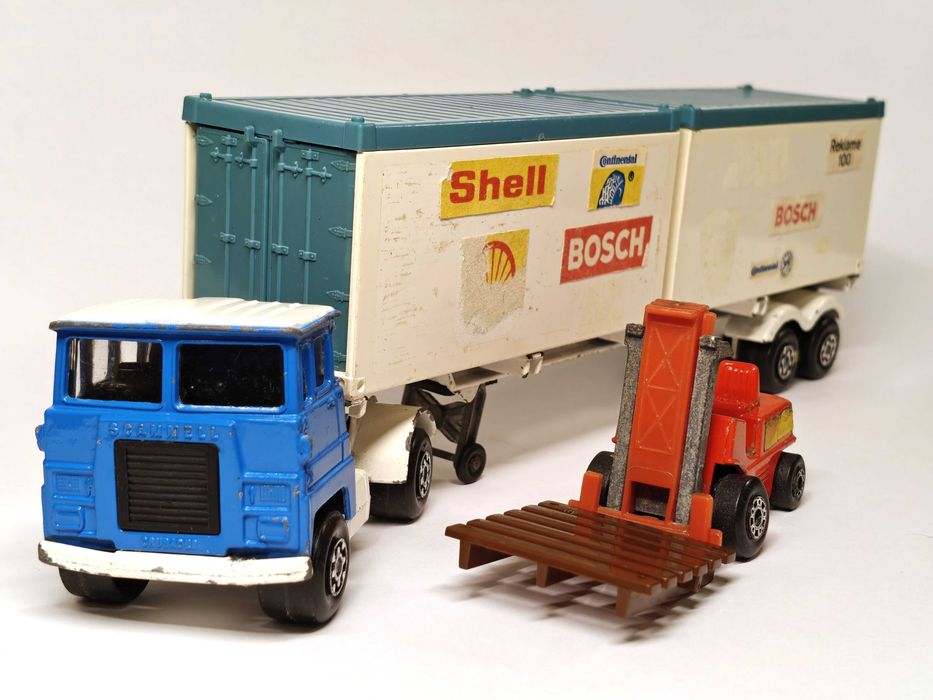 Matchbox Super Kings K-21 Scammell Tractor & Transporter (1973)