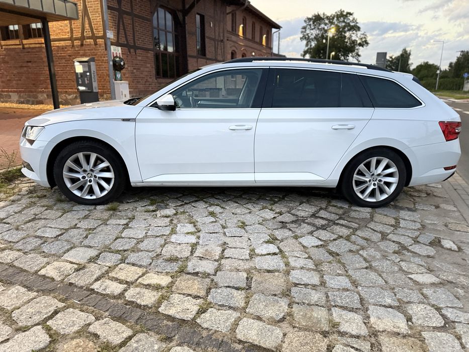 Skoda superb combi 2.0 tdi dsg
