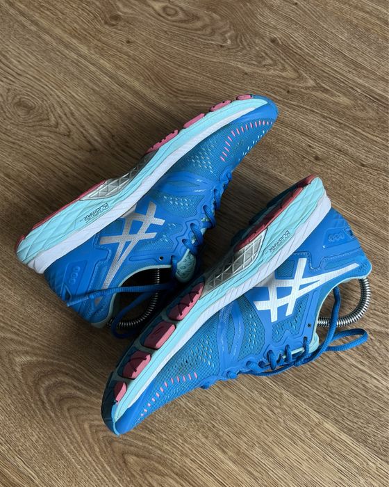 ASICS GEL-Kayano 23
