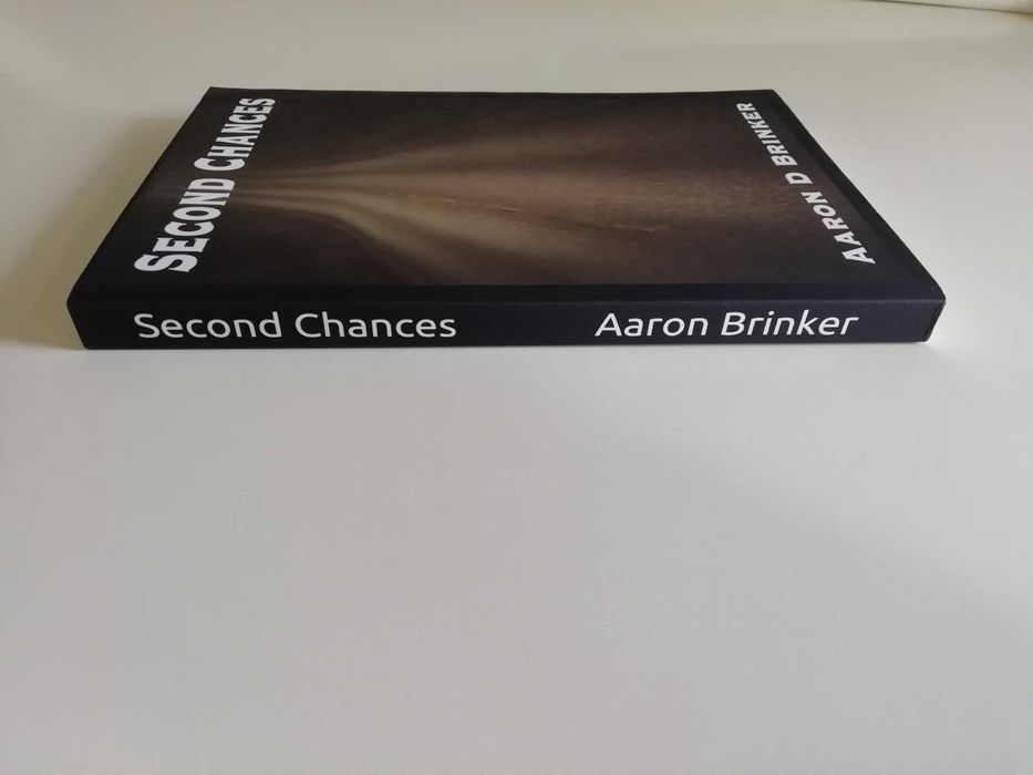 Second Chances

de Aaron Brinker