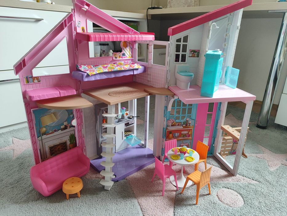 Domek Malibu Barbie Fxg57