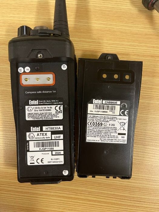 Продам радиостанцию Entel HT883 Ex