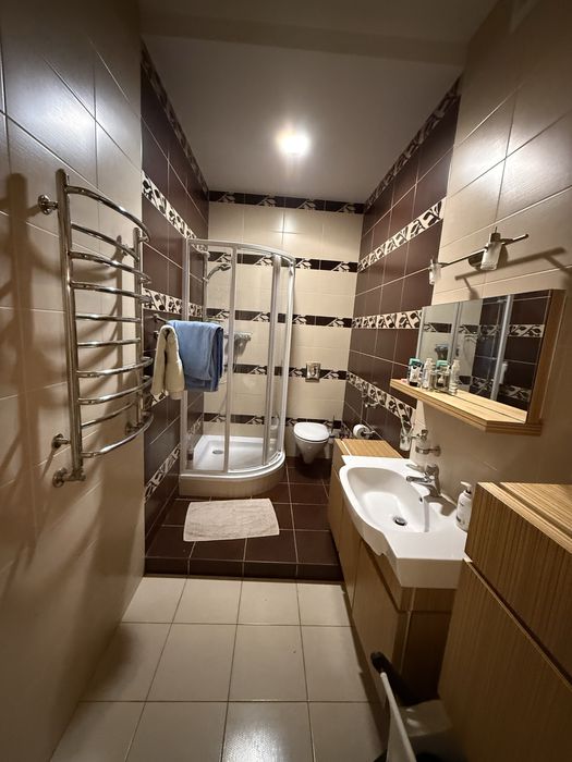 Аренда крупногабаритной 3-ки Сухой фонтан