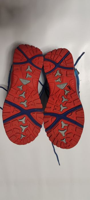 Ботинки McKinley Multi di stivali Kona Mid II