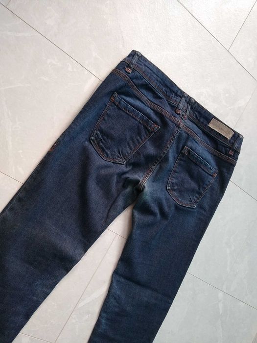 Jeansy Pull&Bear