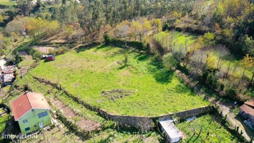 Terreno para construção em Quinchães, Fafe