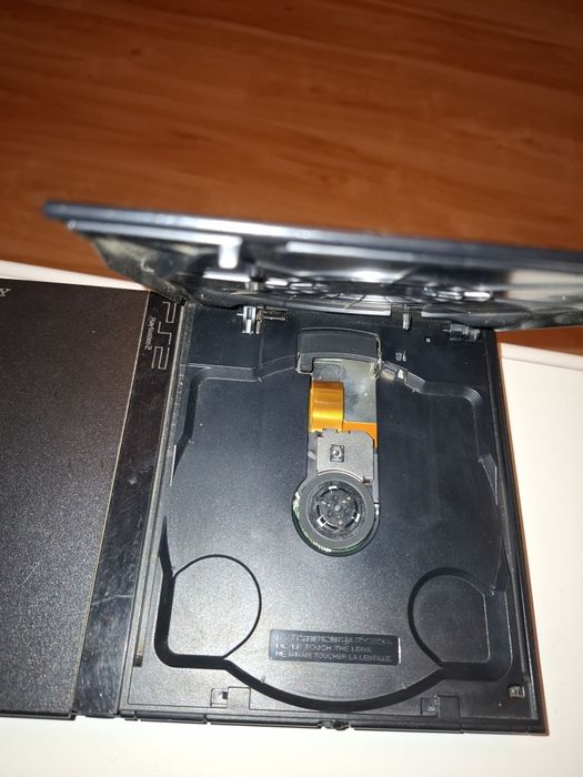 PlayStation 2 Slim robi ringi