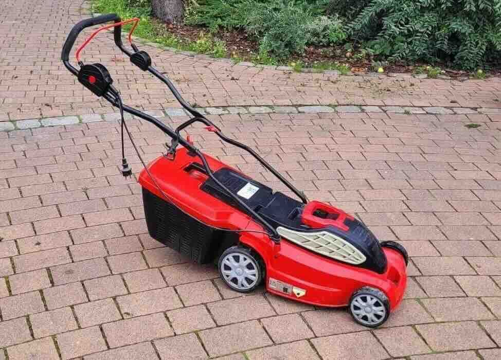 Kosiarka elektryczna - HECHT 1638 R 1600W