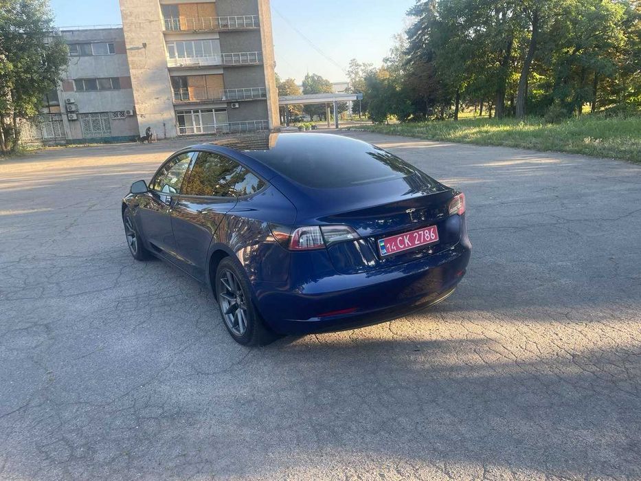 Tesla 3  2023   только пригнана  в аренду или под  выкуп !
