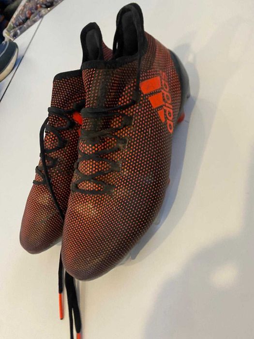 Chuteiras adidas tamanho 41