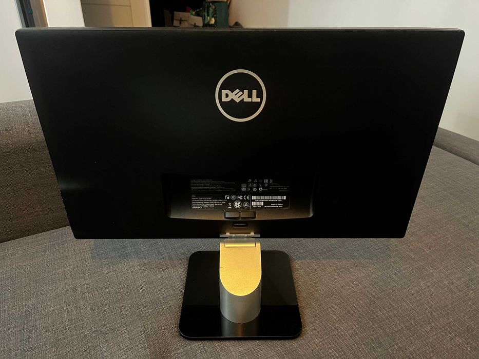 Monitor DELL Full HD 21.5 cala