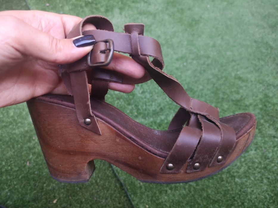 Sandálias Pull&Bear tamanho 37 (como novas)