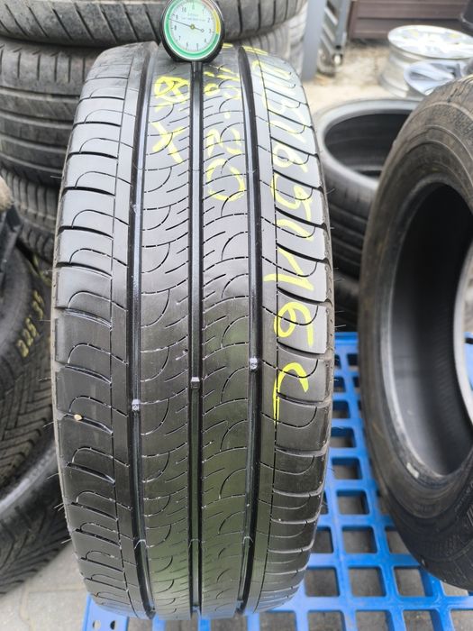 Opona Goodyear efficient grip całego 215/65/16C pojedynka