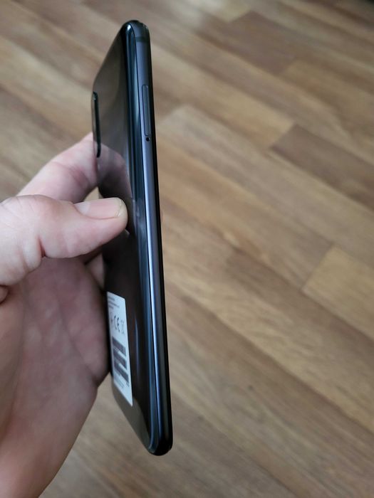 Телефон XIAOMI Mi 9 Lite 6/64