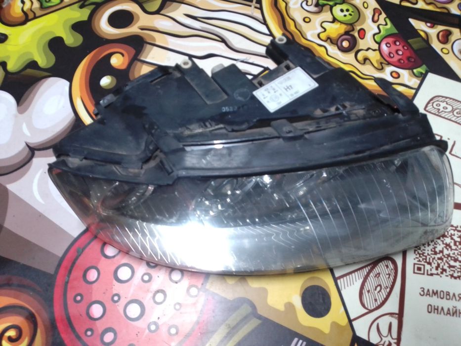 Фара правая Audi a6 c 5 2001-2004)г