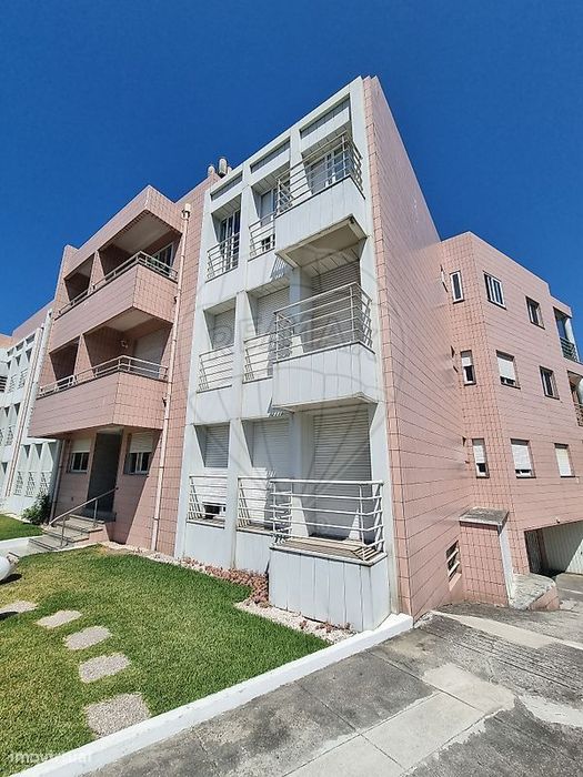 Apartamento T1 para arrendamento