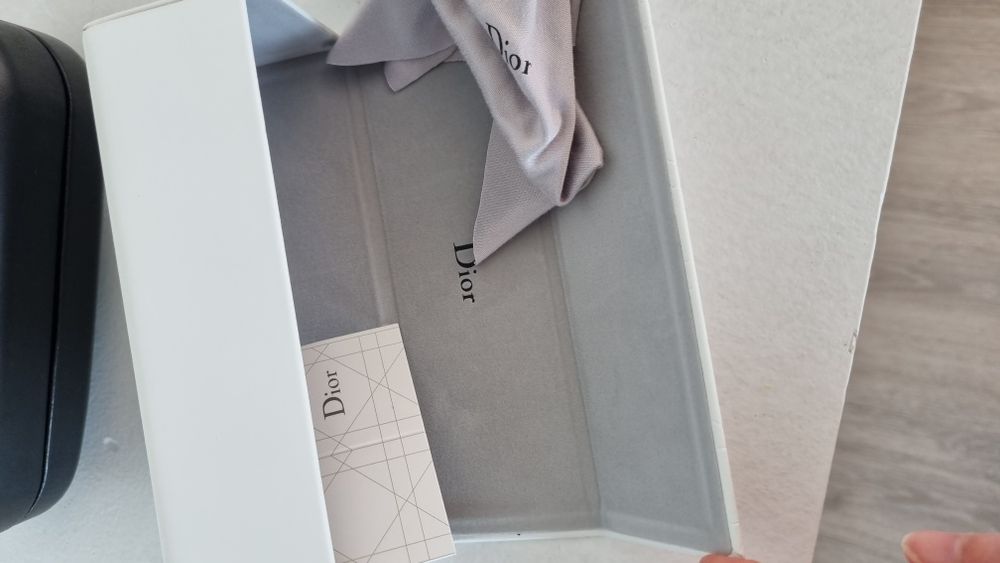 Caixas Óculos Valentino, Tous e Marc Jacobs