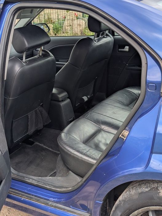 Ford Mondeo ST 220