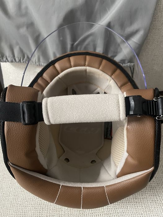 Capacete branco CGM