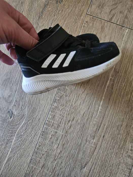 Adidasy chłopięce