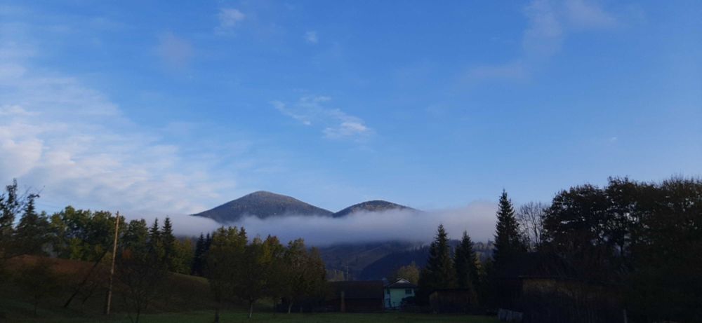 Від власника земельна ділянка під забудову!