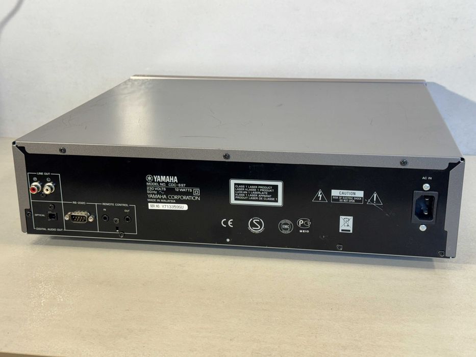 Yamaha CDC-697- odtwarzacz CD zmieniarka