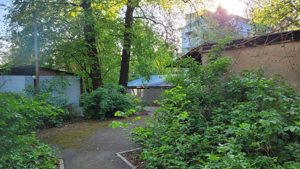 Продаж земельної ділянки 10 соток у тихому центрі Києва, Татарка,  вул. Якубенківська (Тропініна)