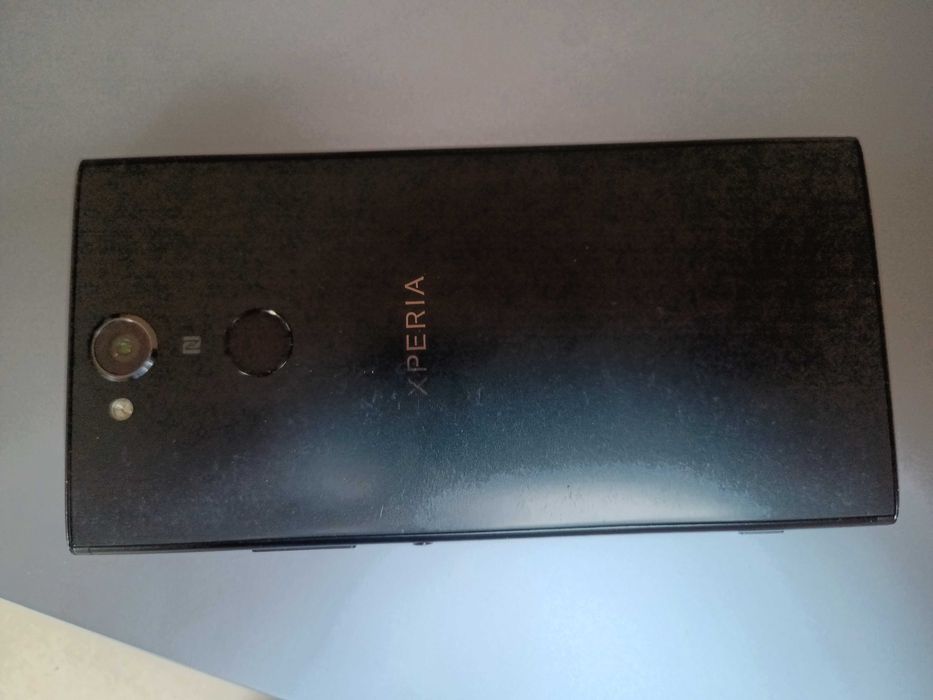 Sony Xperia XA 2/16GB Czarny