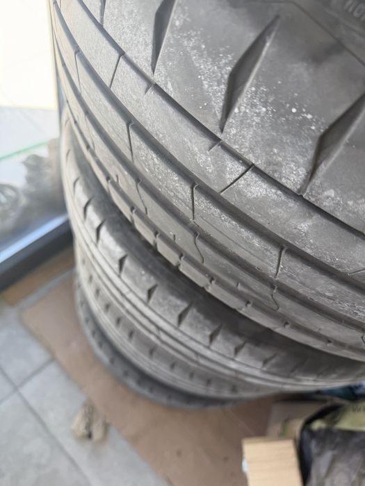 4 Jantes 18 originais mercedes com pneus continental 245/45 ZR18