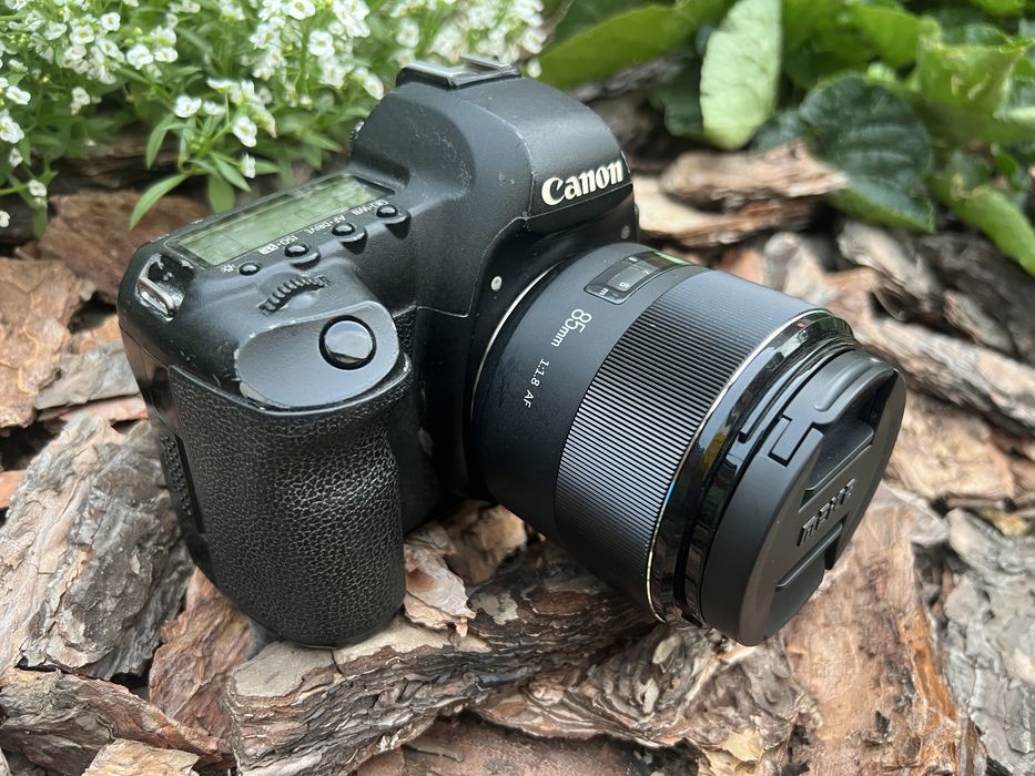 canon 85 18 - купити фототехніку, відеотехніку - Ціна на OLX.ua