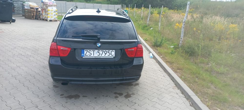 BMW e91  320d 2010rok