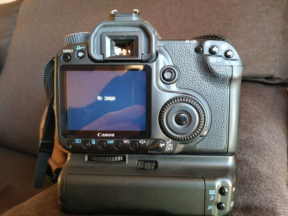 Canon 40D c/ Grip Canon Irrepreensivel " 16.387 " Clicks / 6,5 Fps