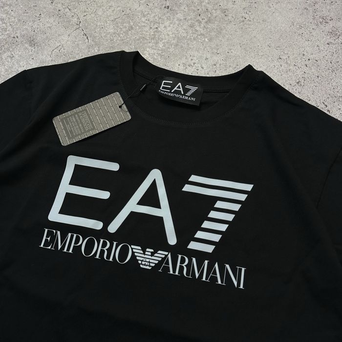 Футболка Emporio Armani exchange S,M,L,XL