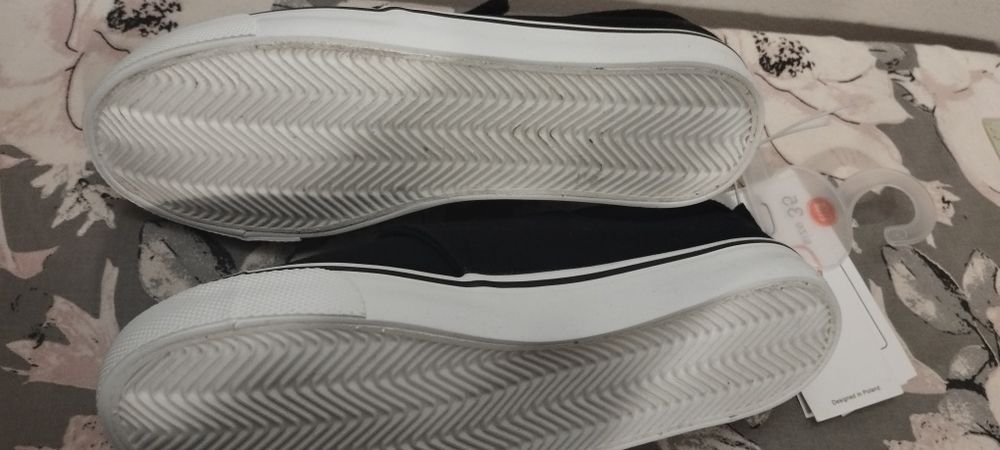 Cool club rozm. 35 36  22cm  do szkoły białe podeszwy