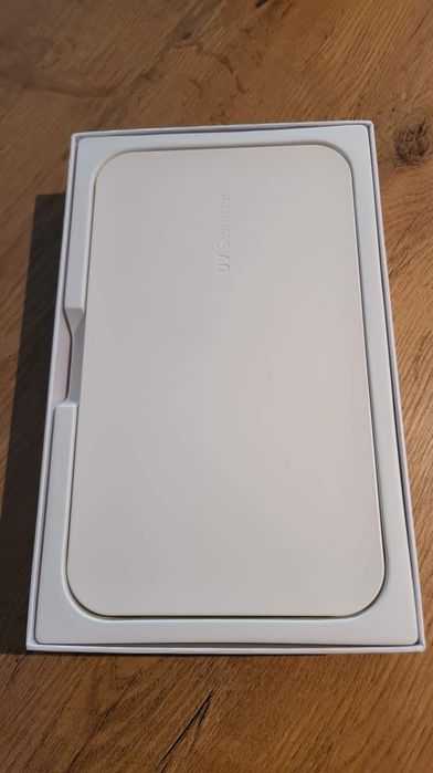 Sterylizator UV z ładowaniem bezprzewodowym Samsung