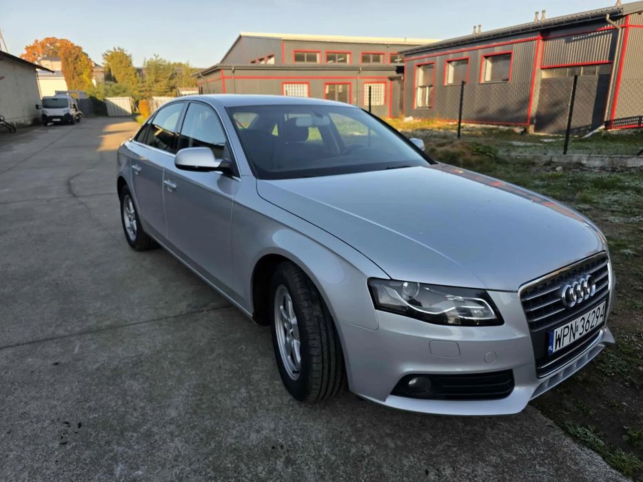 Audi A4 Limousine